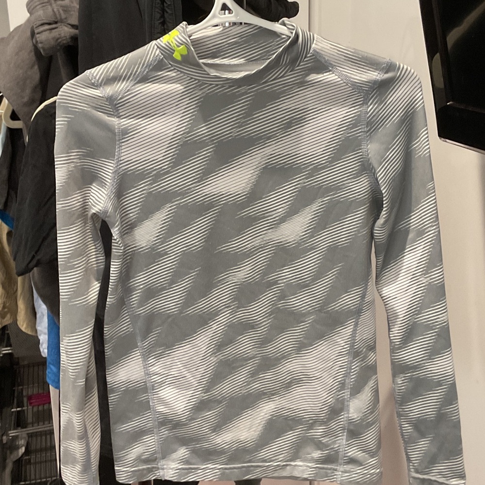 Under Armour Gray Patterned Kids Long Sleeve Shirt